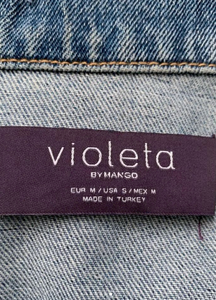 Джинсова курточка з вишивкою