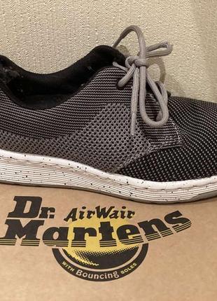 Кросівки сірі жіночі на шнурках бренд dr martens оригінал спортивні туфлі2 фото