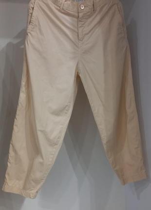 Бежевые женские штаны mom