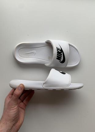 Тапочки nike