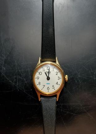 Timex классические женские часы2 фото