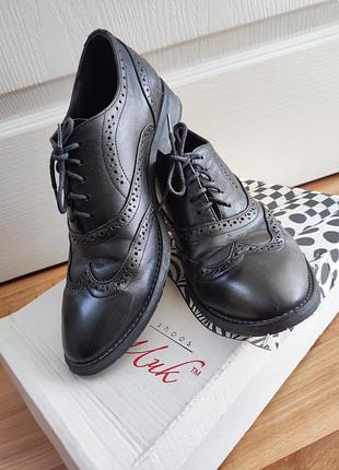 Брогі, розмір 3