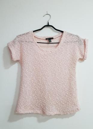 Стильная пудровая футболка джемпер