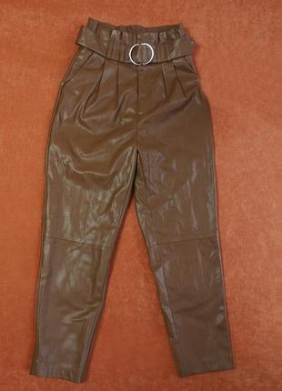 Кожаные брюки stradivarius6 фото