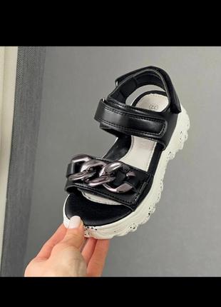 Босоніжок для старших красунь  на стильній підошві