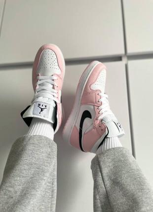 Кроссовки nike air jordan 1