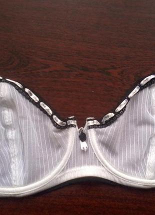 Бюстгальтер 85 с полупрозрачный