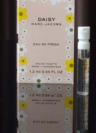 Оригінальний пробник marc jacobs daisy eau so fresh eau de toilette_1,2ml2 фото