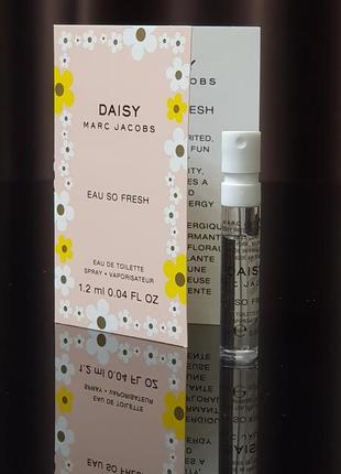 Оригінальний пробник marc jacobs daisy eau so fresh eau de toilette_1,2ml3 фото