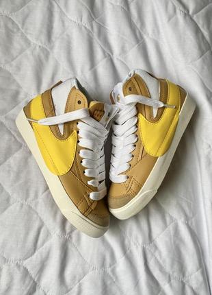 Nike blazer mid 77 jumbo beige yellow, кроссовки женские найк блазер, кроссовки женккие высокие найк