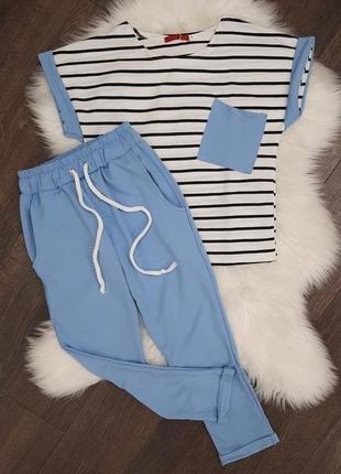 Яскравий та модний костюм на дівчинку, костюм в полоску