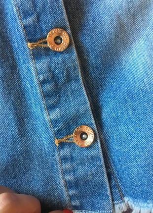 Актуальная джинсовая юбка на пуговицах спереди denim&co2 фото
