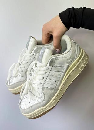 👟 adidas forum white beige