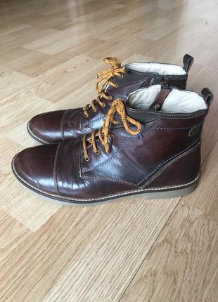 Жіночі шкіряні коричневі ботінки friboo