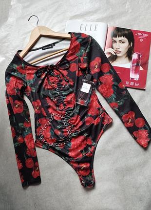 Женское боди prettylittlething цветочный принт розы