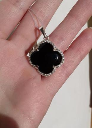 Серебряный кулон с ониксом в стиле ван клиф