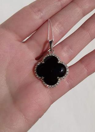 Серебряный кулон с ониксом в стиле ван клиф