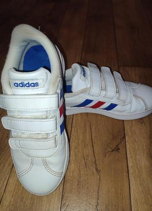 Кросівки adidas2 фото