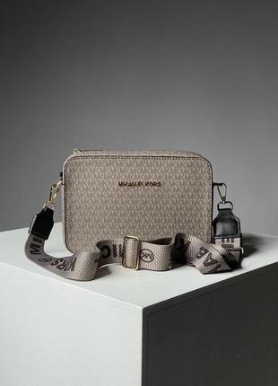 Женская стильная серая сумка michael kors тренд сезона
