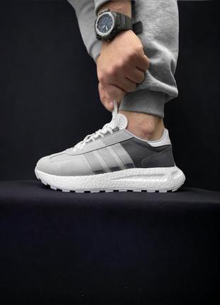 Нові чоловічі кросівки від adidas