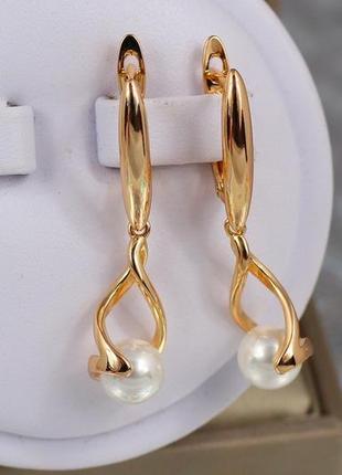 Сережки xuping jewelry перлина на спіральці 3.5 см золотисті