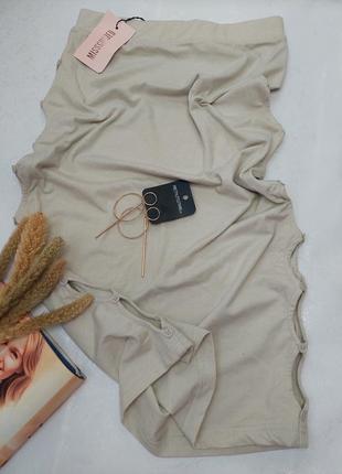 Бежевая юбка-карандаш от бренда missguided.1 фото