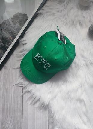 Зеленая кепка h&amp;m с биркой2 фото
