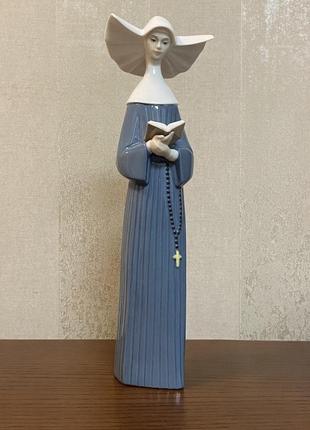 Порцелянова статуетка lladro «час молитви».