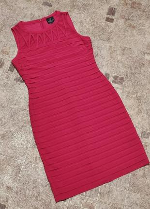 Червоне брендове плаття міді по фігурі 48