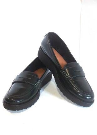 Стильные лаковые туфли лоферы от бренда tu, р.38 код t08251 фото