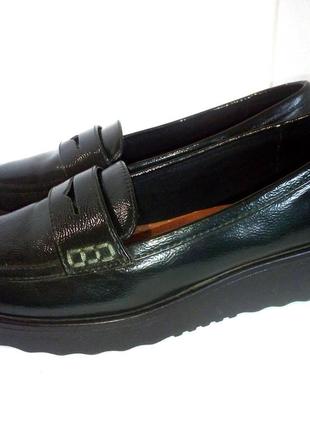 Стильные лаковые туфли лоферы от бренда tu, р.38 код t08255 фото