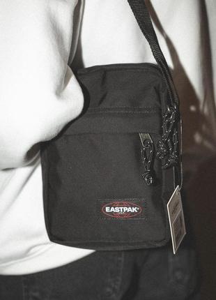 Мессенджер eastpak сумка через плечо1 фото