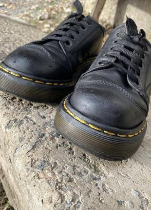 Черные кожаные оригинальные ботинки dr. martens доктор мартинс