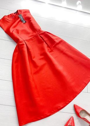 Червоне плаття boohoo