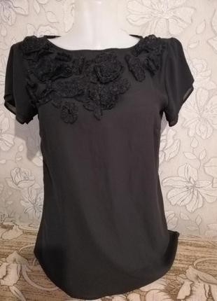 Очаровательная, нежная блуза футболка