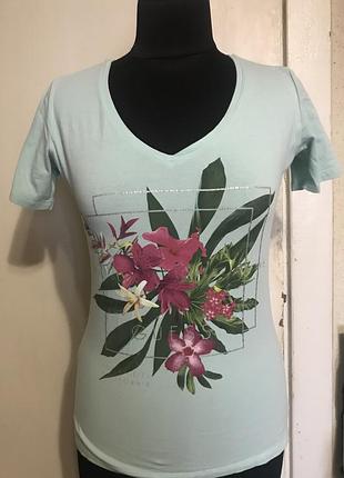 Футболка guess