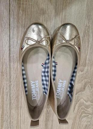 Балетки tommy hilfiger 37 p