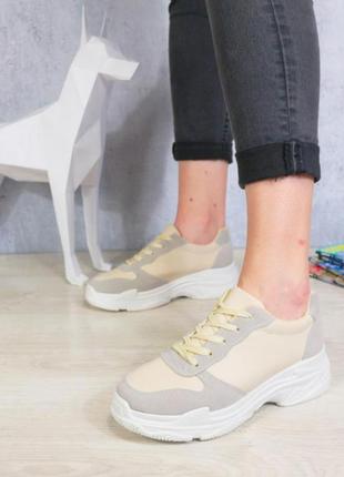 Кросівки нові, легенькі ( мені розмір не підійшов)