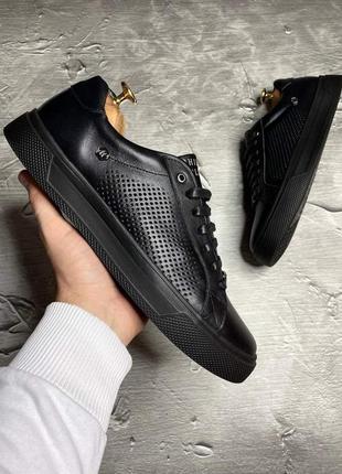 Мужские кожаные кеды кроссовки с перфорацией philipp plein