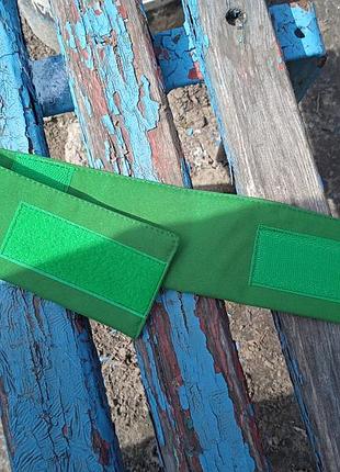 Повязка лента нарукавная зеленая велкро