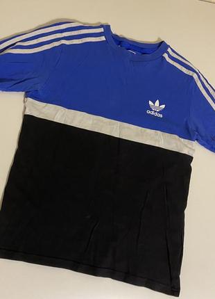 Футболка adidas