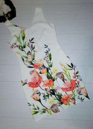 Нарядное белое платье с цветочным принтом р.485 фото