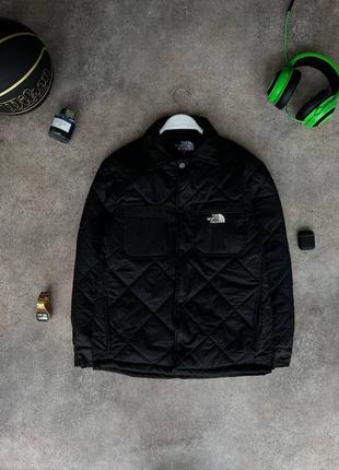 Шикарна легка , стьогана куртка tnf