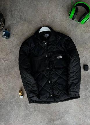 Шикарна легка , стьогана куртка tnf