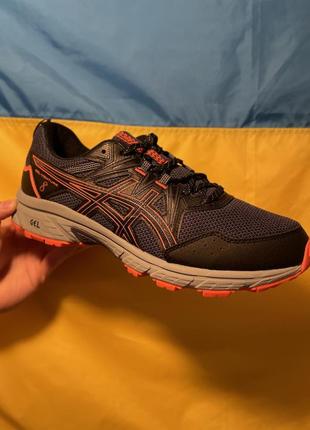 Кросівки asics