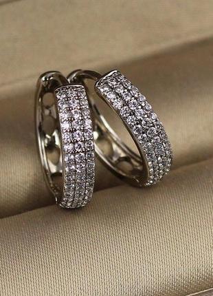 Серьги кольца хuping jewelry с камнями сзади дырочки 1.6 см серебристые