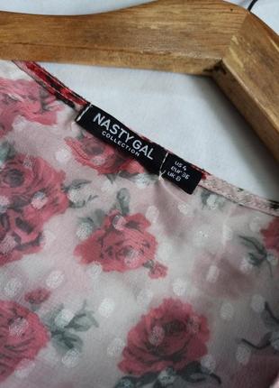 Воздушная блуза в цветочный принт с объемными рукавами фонариками4 фото