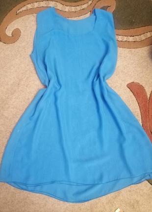 Красивое голубое платье