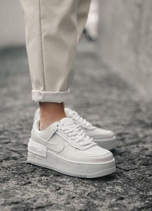 Кроссовки nike air force 1 shadow white женккие найк аир форс 1 шадов белое nike air max белые женские кожаные кроссовки nike vista весна найс аир макс