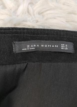 Женская замшевая юбка zara чёрная с молнией на всю длину с подъюпником размер l 485 фото